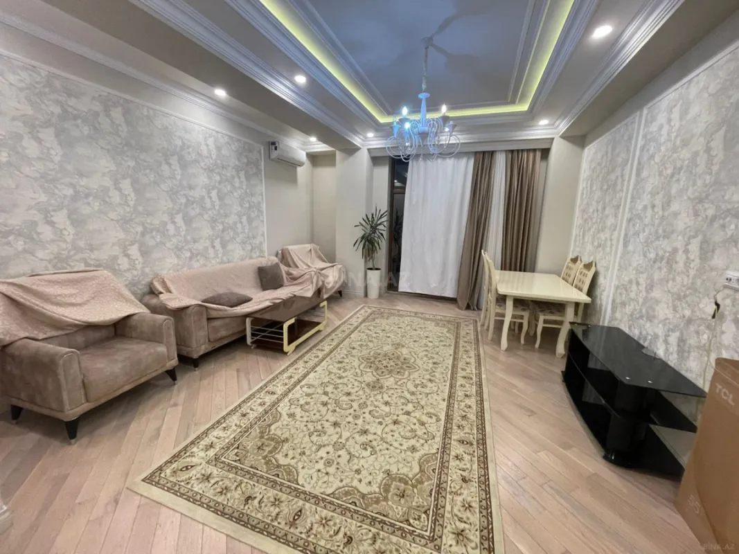Kirayə verilir 3 otaqlı mənzil 130 m²