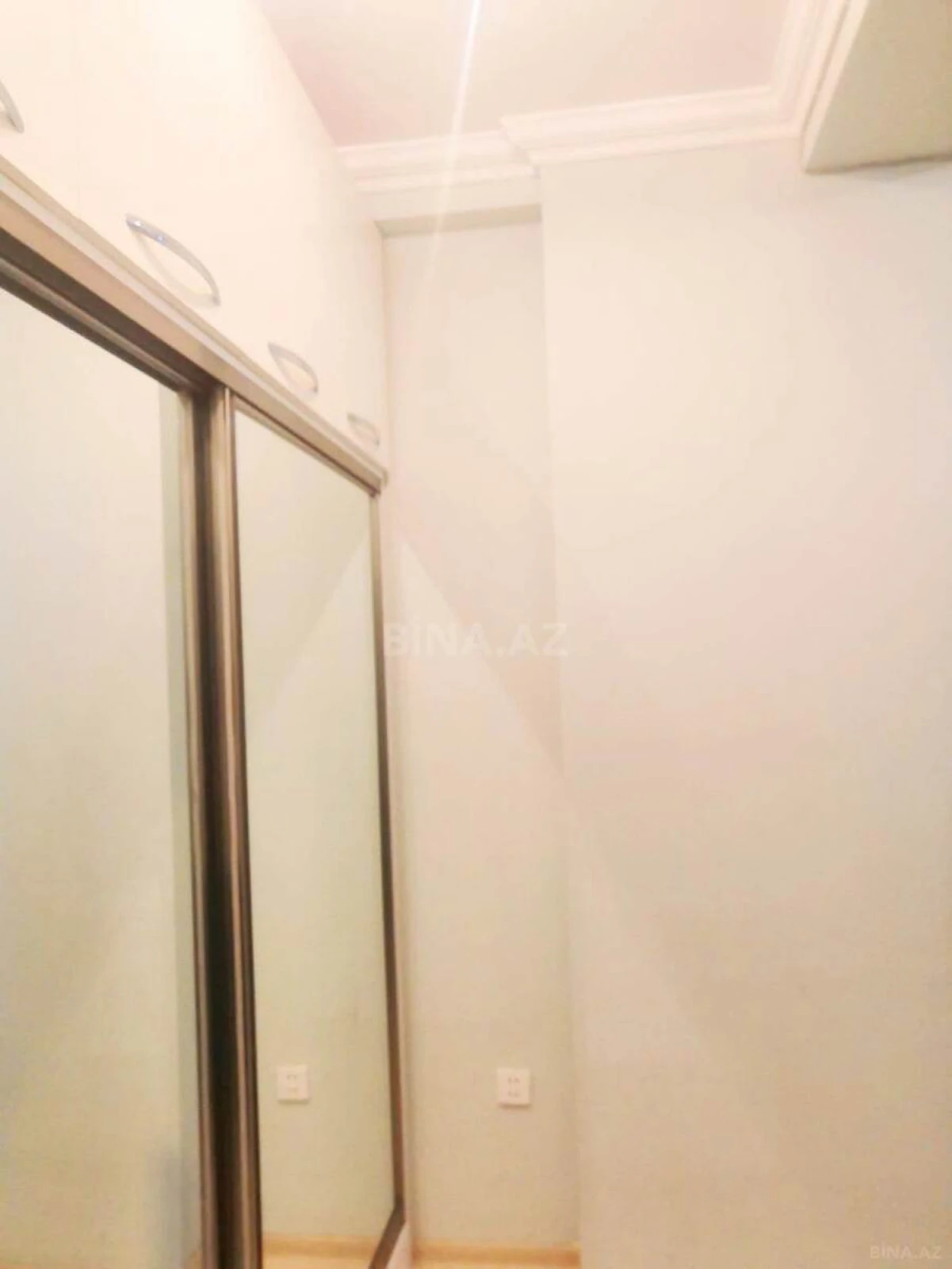 Satılır 2 otaqlı mənzil 47 m²