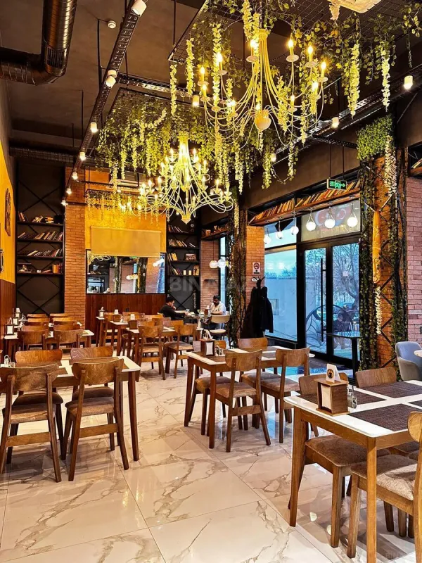 Kirayə verilir obyekt 140 m²