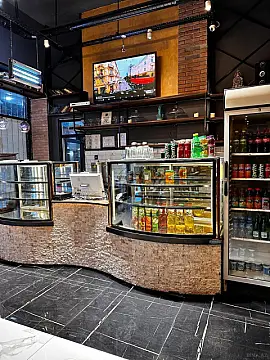 Kirayə verilir obyekt 140 m²