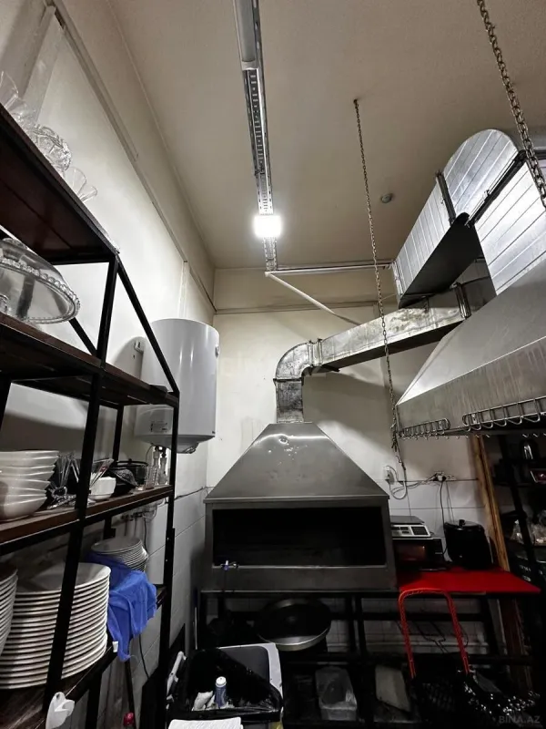 Kirayə verilir obyekt 140 m²