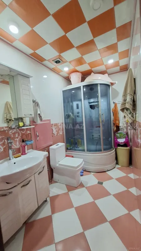 Satılır 2 otaqlı mənzil 100 m²