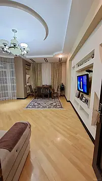 Satılır 2 otaqlı mənzil 100 m²