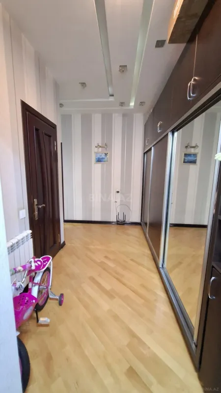 Satılır 2 otaqlı mənzil 100 m²