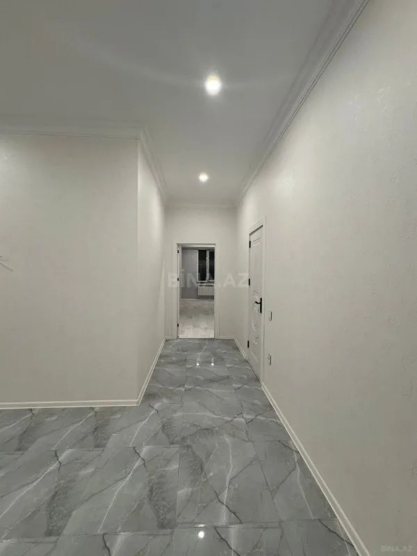 Satılır 3 otaqlı mənzil 124 m²