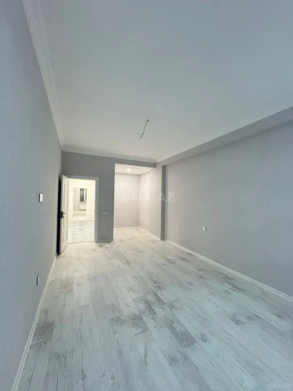 Satılır 3 otaqlı mənzil 124 m²