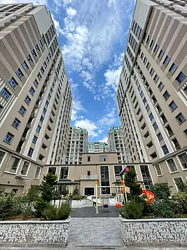 Satılır 2 otaqlı mənzil 115 m²