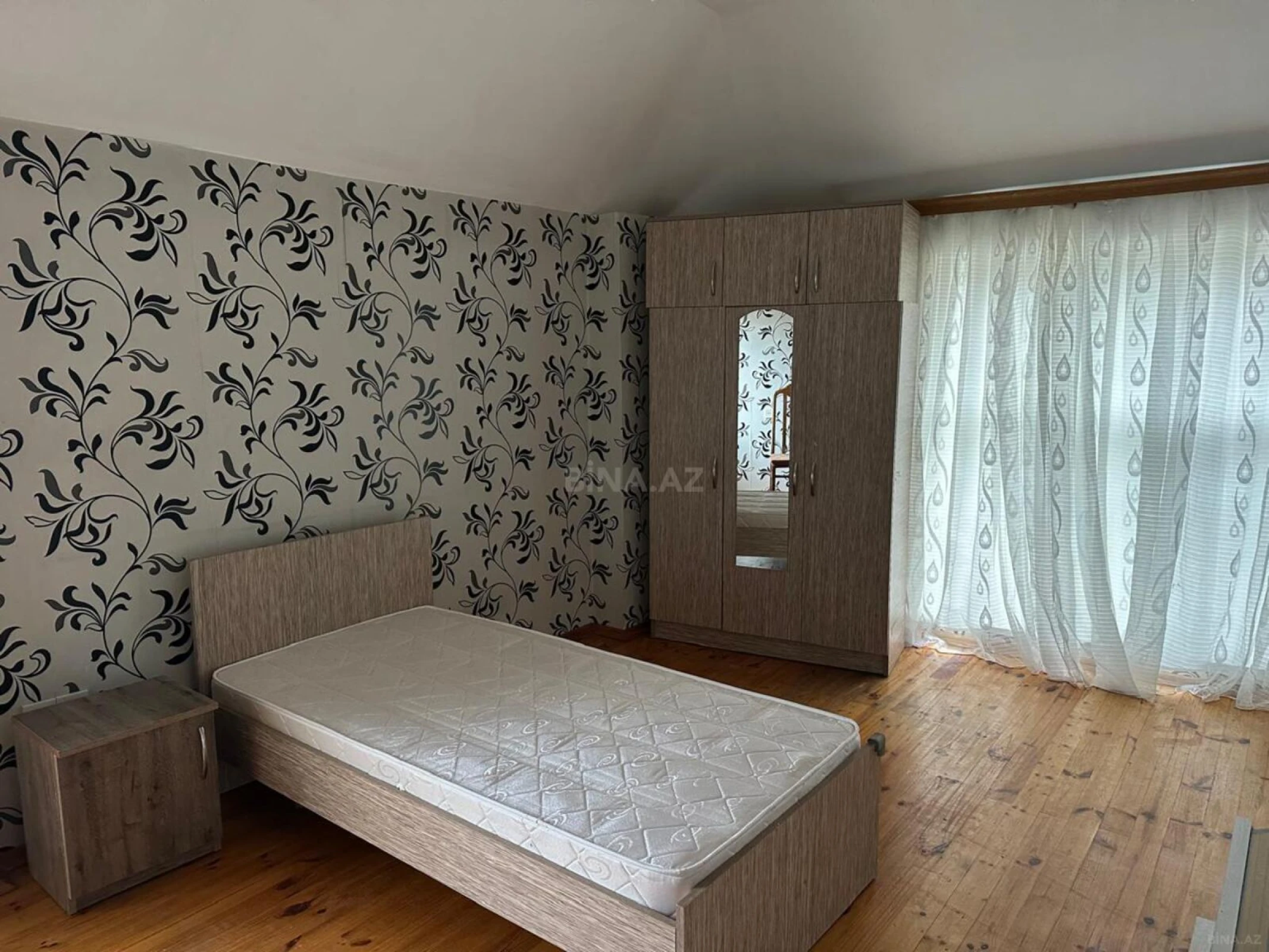 Kirayə verilir 3 otaqlı mənzil 92 m²