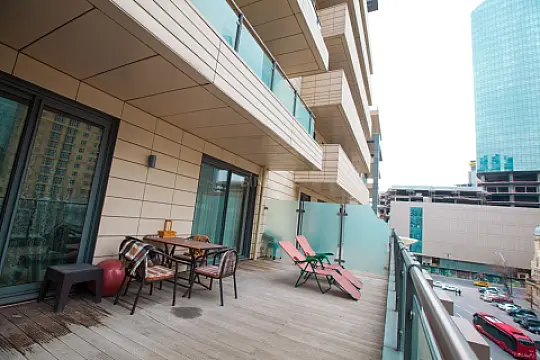 Kirayə verilir 2 otaqlı mənzil 95 m²