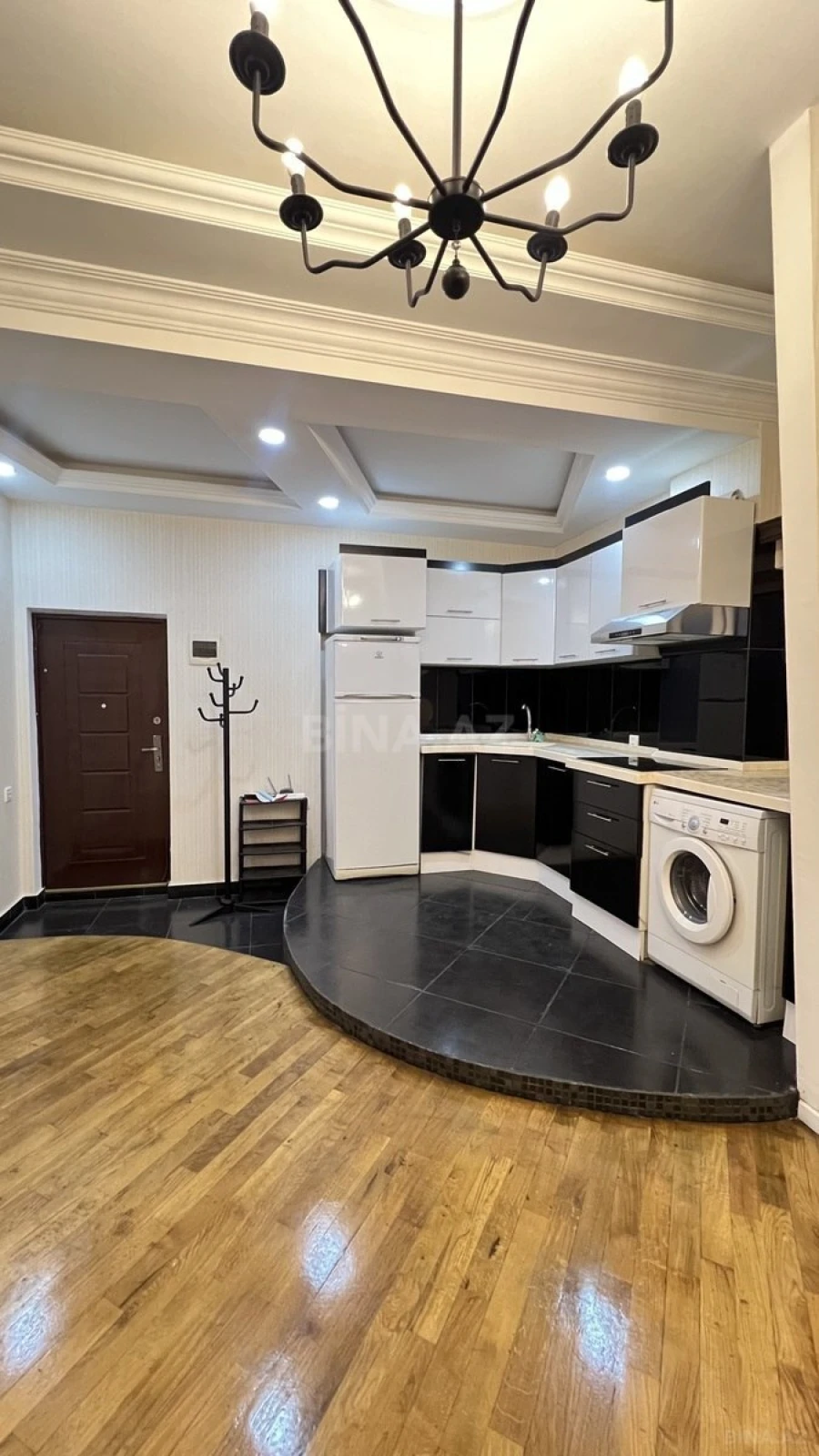 Satılır 2 otaqlı mənzil 66 m²