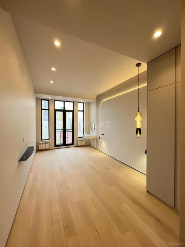 Satılır 3 otaqlı mənzil 103 m²