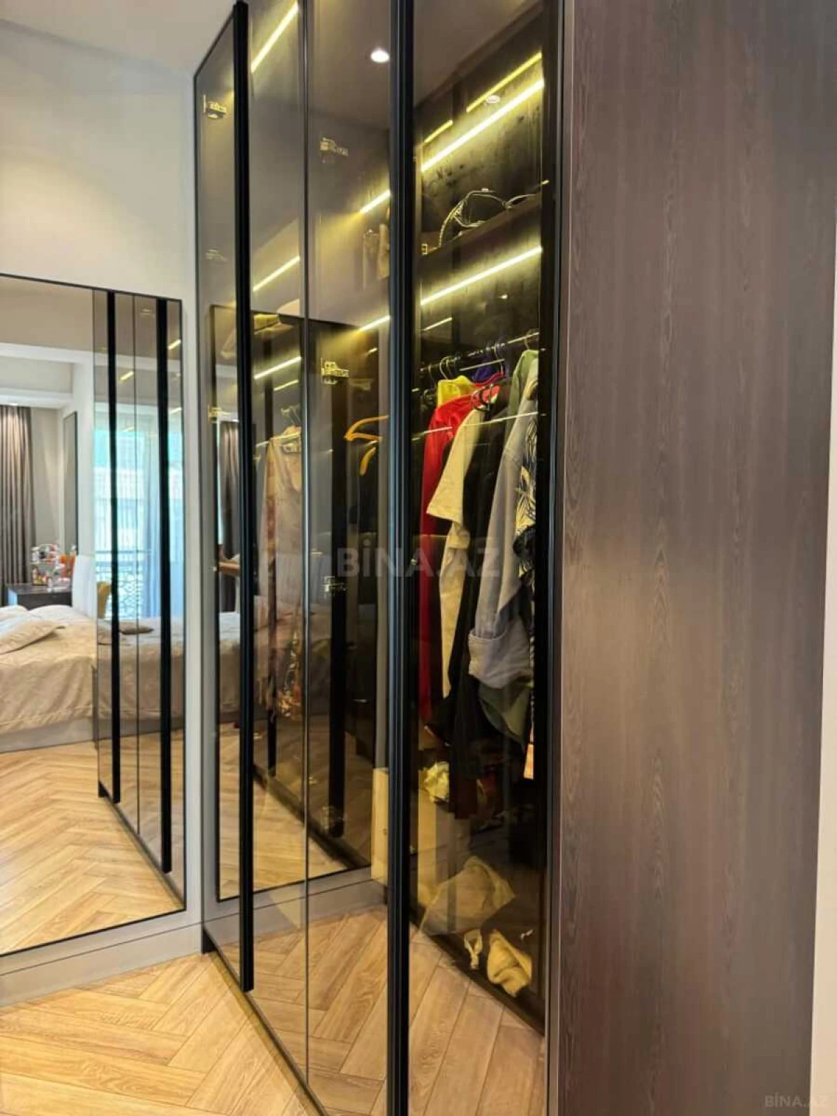 Kirayə verilir 2 otaqlı mənzil 80 m²