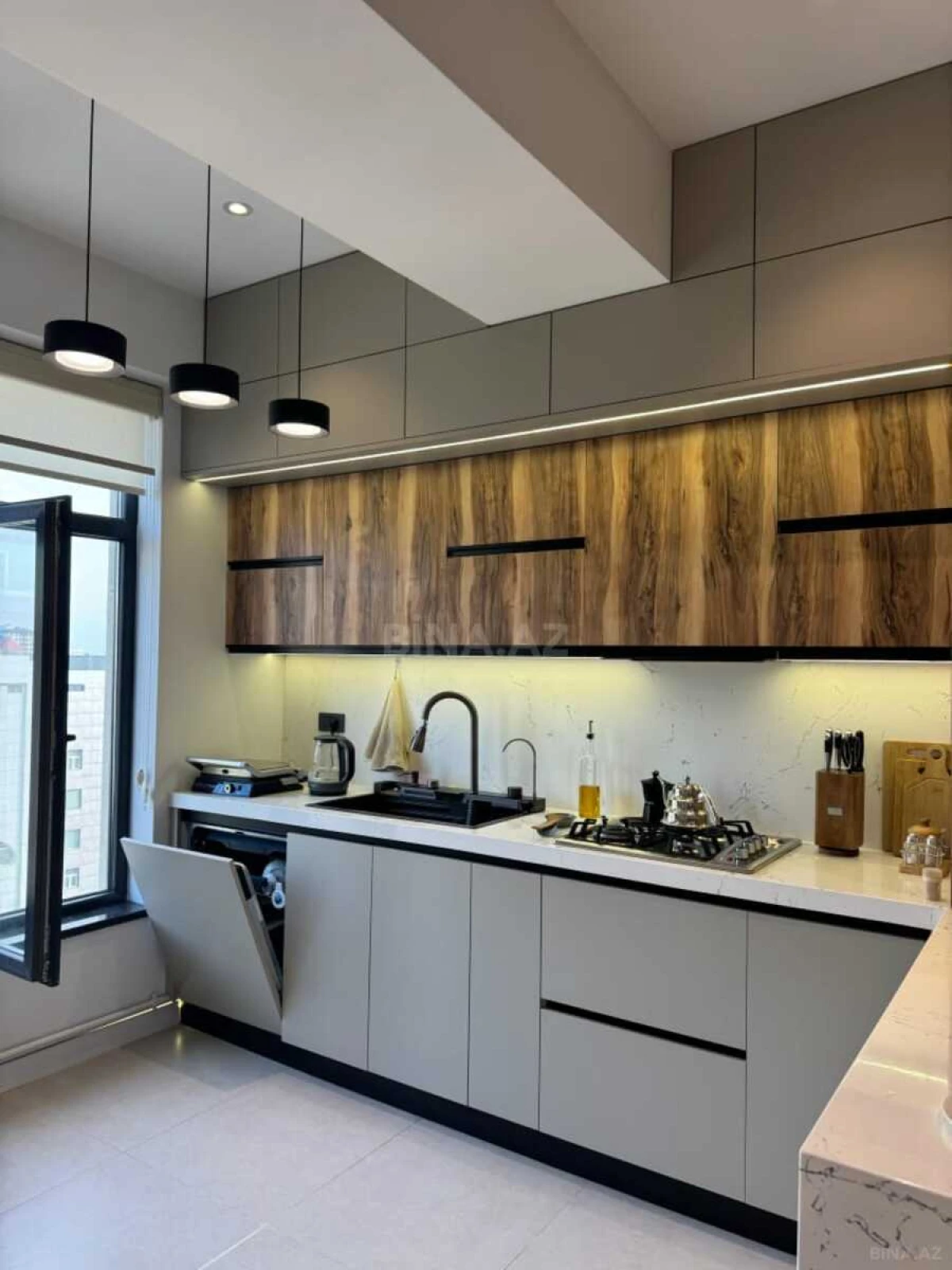 Kirayə verilir 2 otaqlı mənzil 80 m²