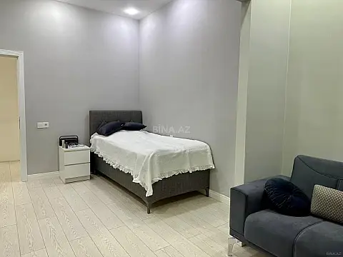 Satılır 3 otaqlı mənzil 105 m²