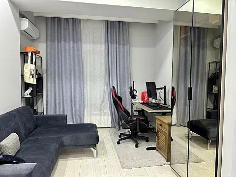Satılır 3 otaqlı mənzil 105 m²