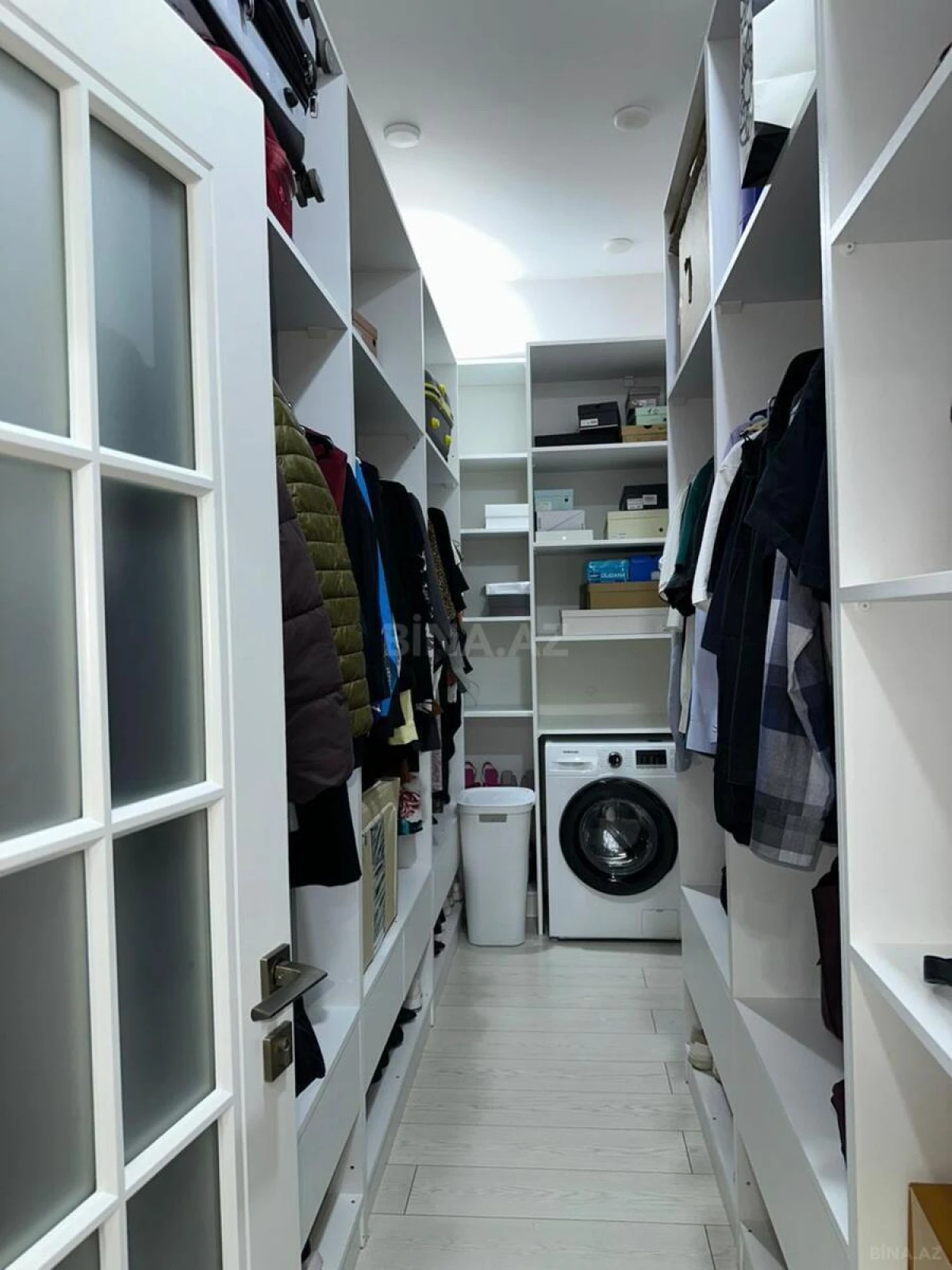 Satılır 3 otaqlı mənzil 105 m²