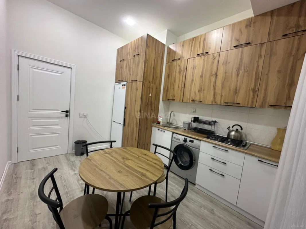 Kirayə verilir 2 otaqlı mənzil 65 m²