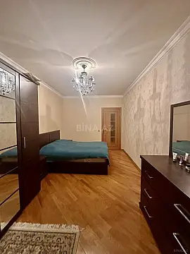Satılır 2 otaqlı mənzil 65 m²