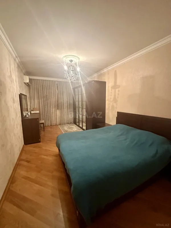 Satılır 2 otaqlı mənzil 65 m²