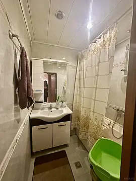 Satılır 2 otaqlı mənzil 67 m²