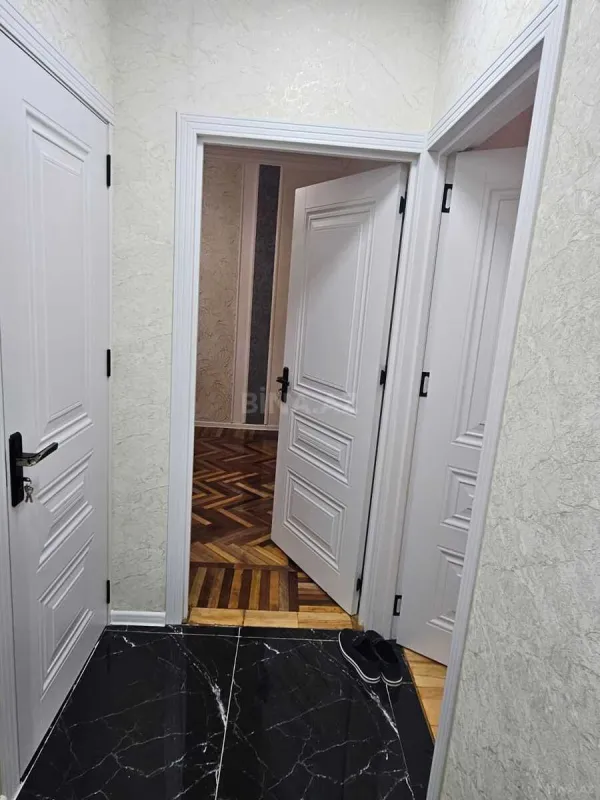 Satılır 3 otaqlı mənzil 72 m²