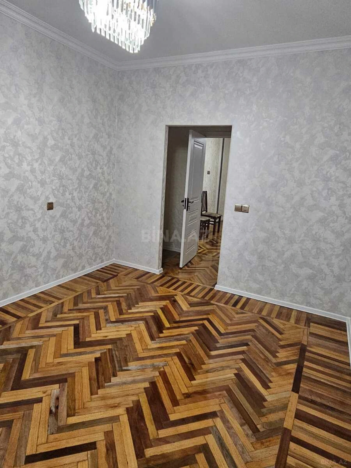 Satılır 3 otaqlı mənzil 72 m²