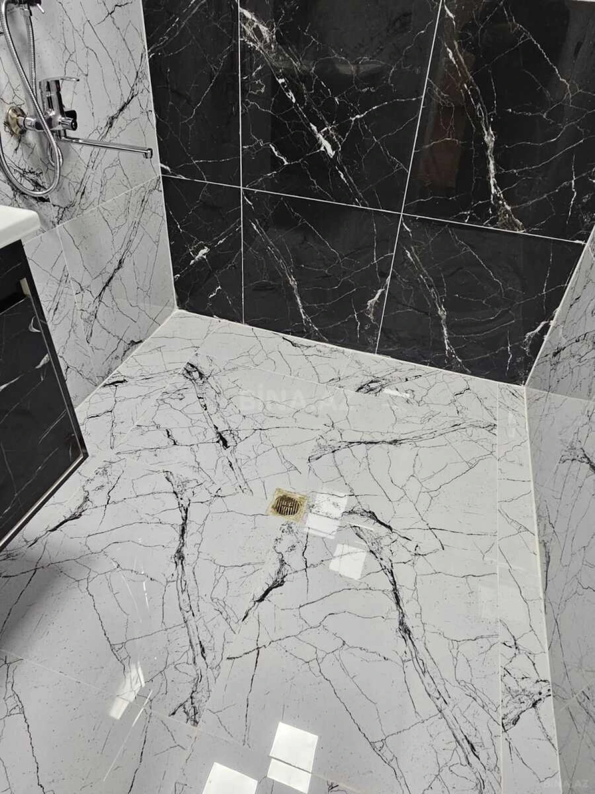 Satılır 3 otaqlı mənzil 72 m²