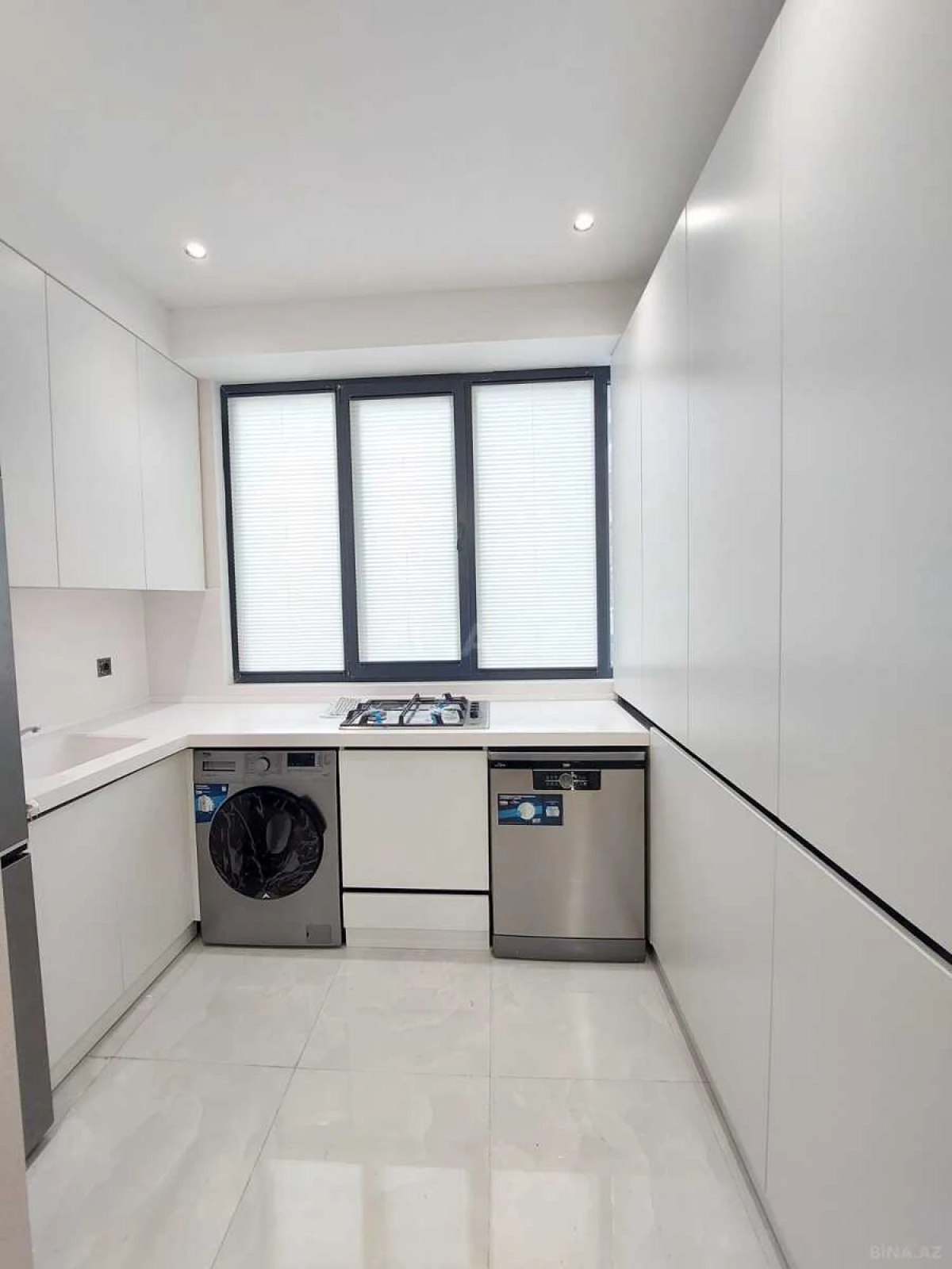 Satılır 3 otaqlı mənzil 60 m²