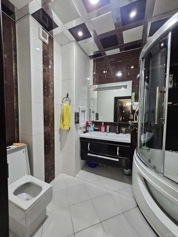 Satılır 3 otaqlı mənzil 120 m²