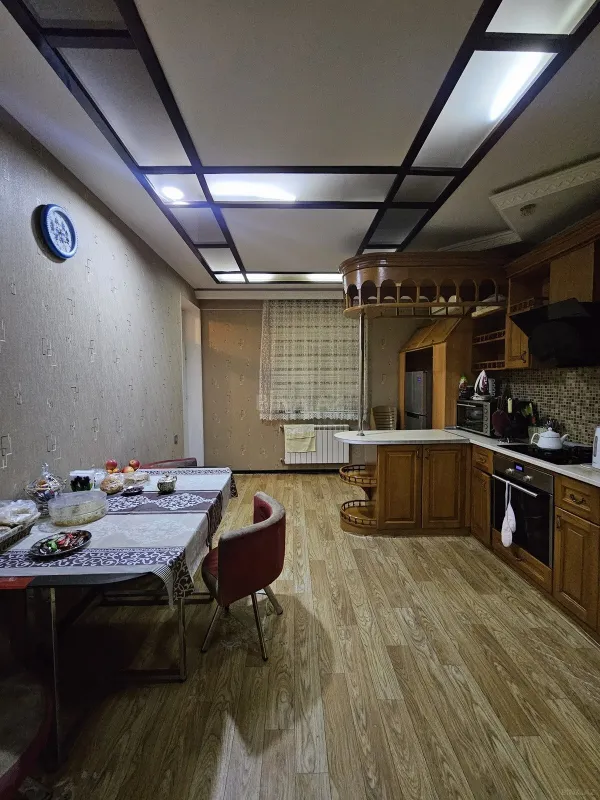 Satılır 3 otaqlı mənzil 120 m²