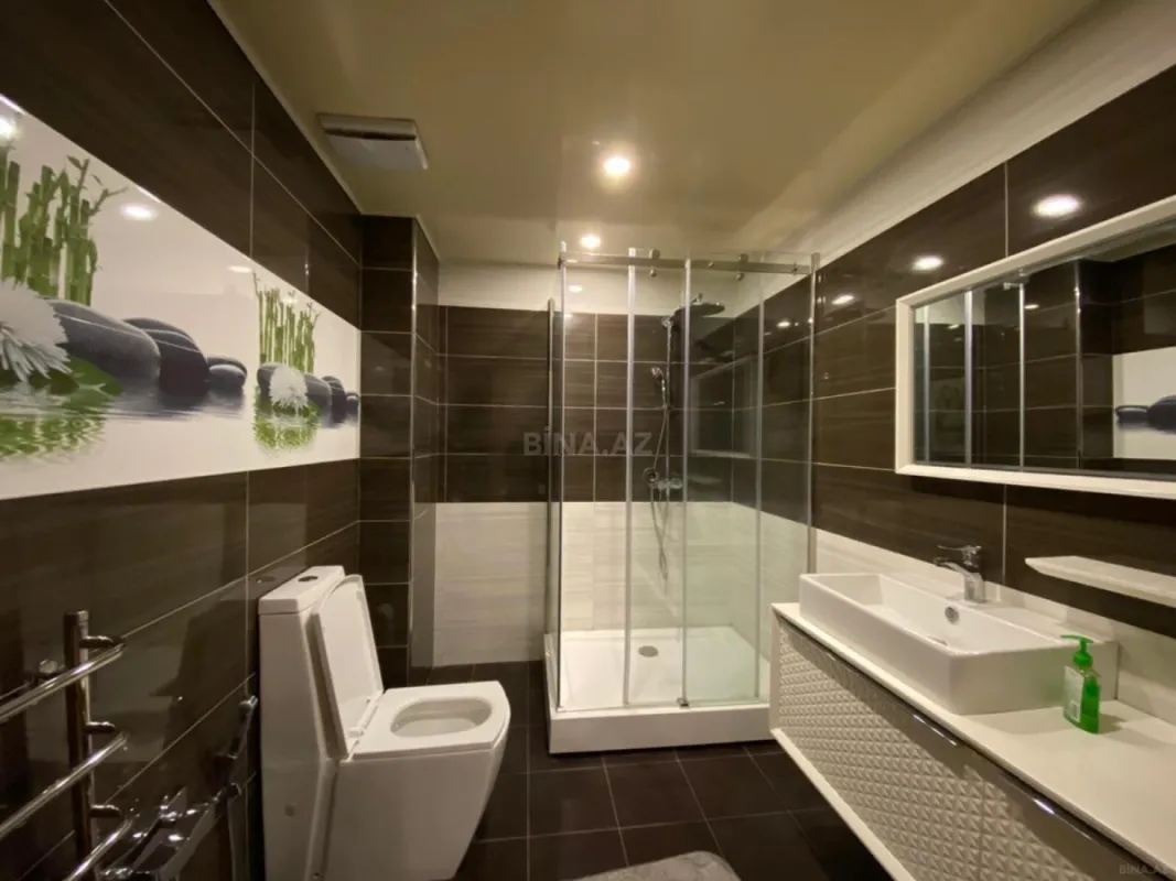 Kirayə verilir 2 otaqlı mənzil 95 m²