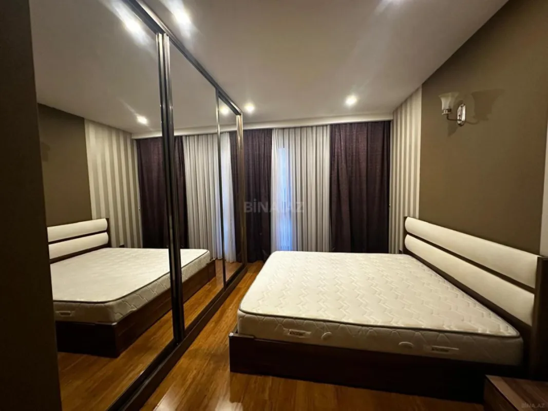 Kirayə verilir 2 otaqlı mənzil 95 m²