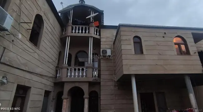 Satılır 15 otaqlı həyət evi 400 m² — Bakı, Nizami 15 otaq 400.00 m²