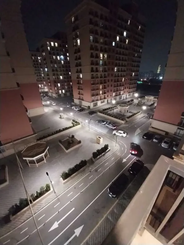 Kirayə verilir 2 otaqlı mənzil 60 m²