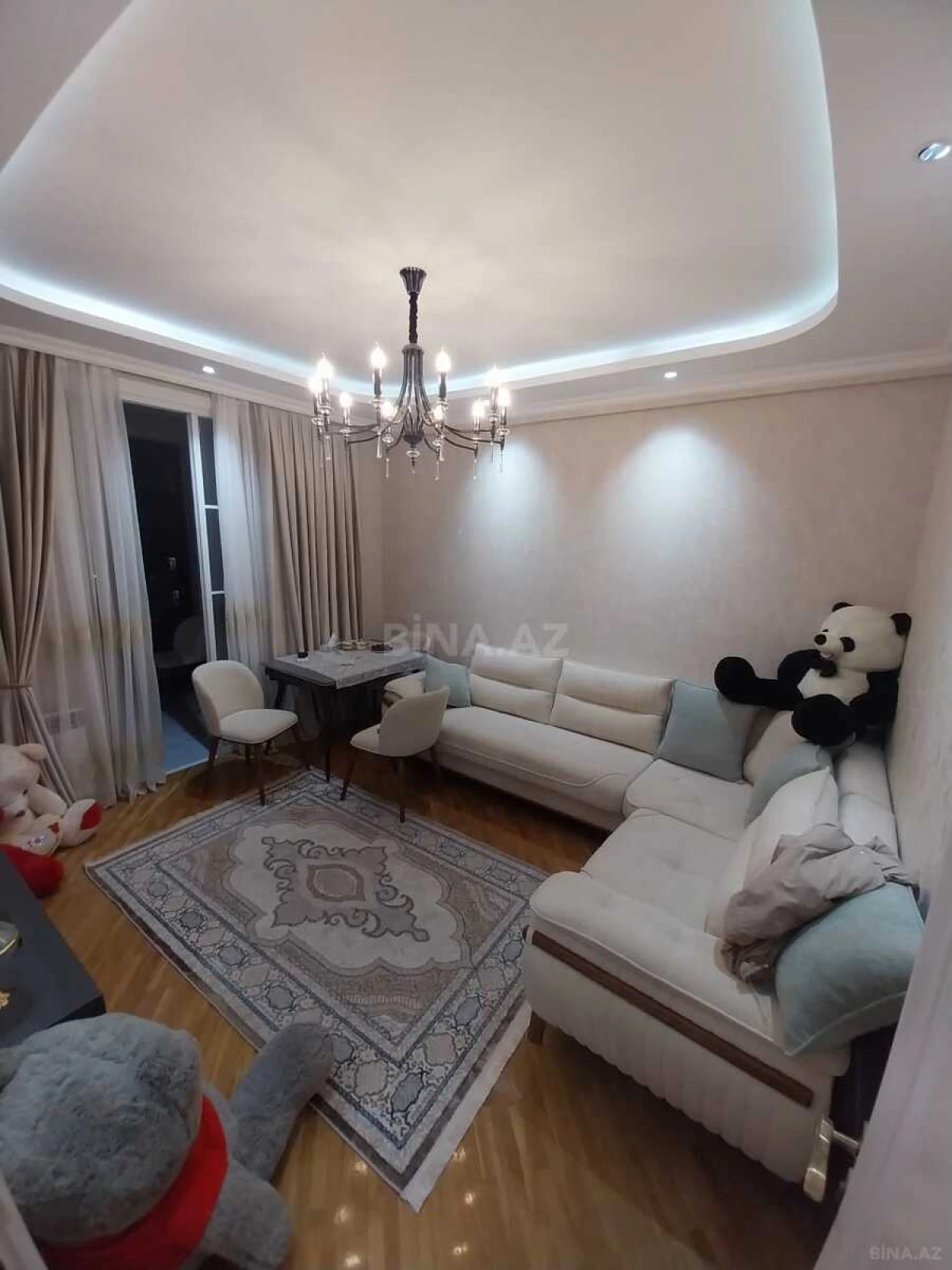 Kirayə verilir 2 otaqlı mənzil 60 m²