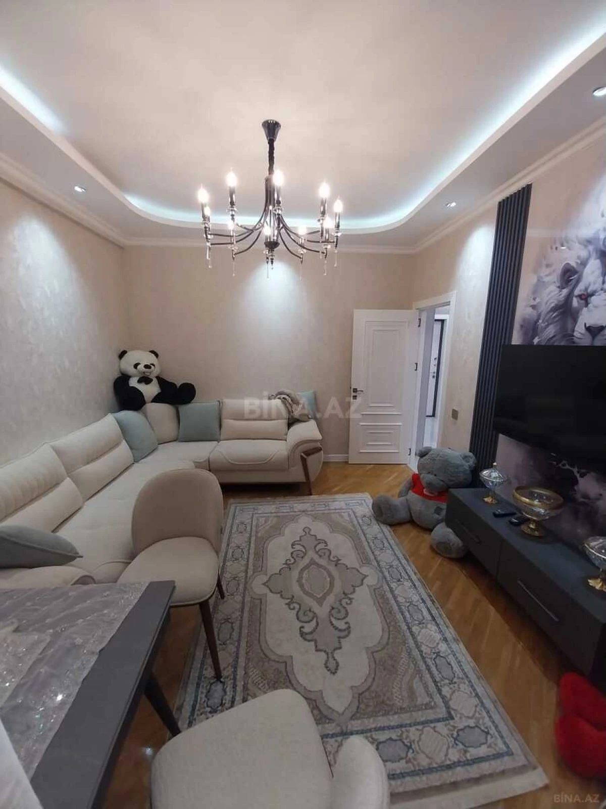 Kirayə verilir 2 otaqlı mənzil 60 m²