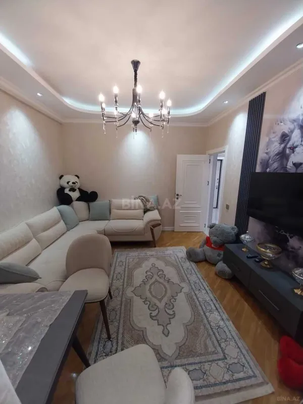 Kirayə verilir 2 otaqlı mənzil 60 m²