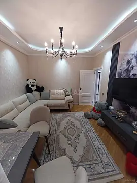 Kirayə verilir 2 otaqlı mənzil 60 m²