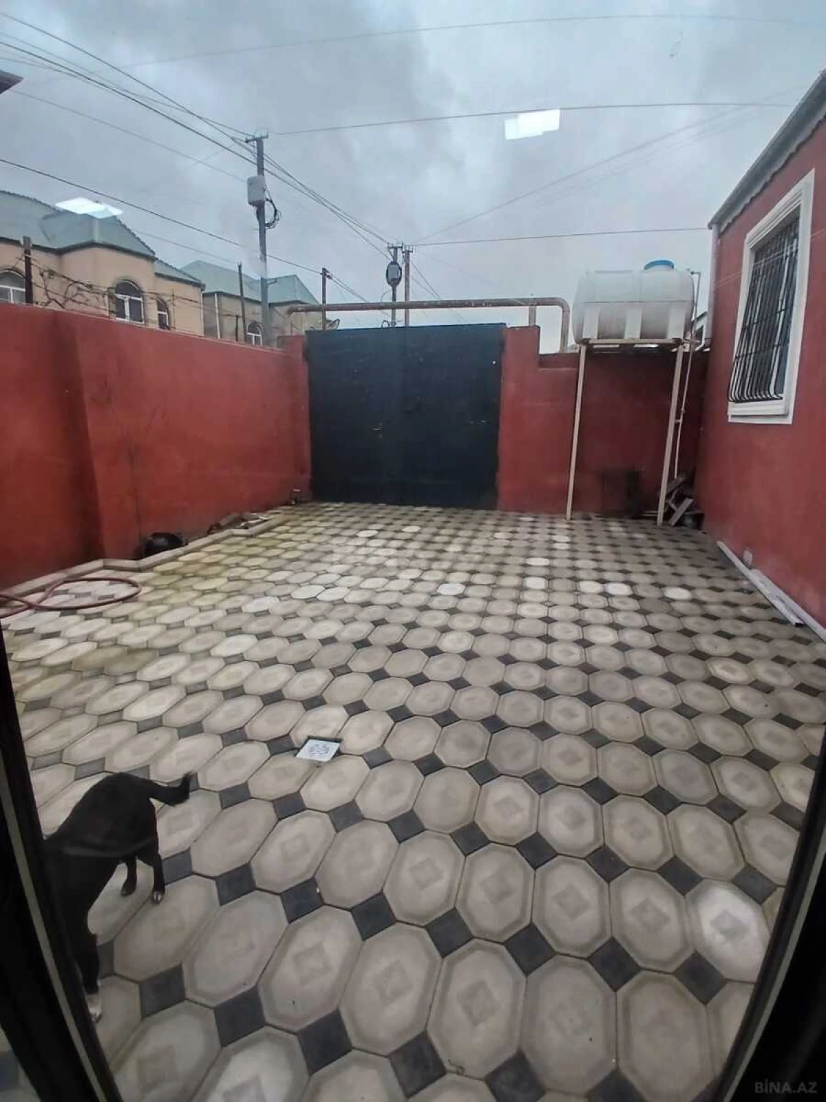 Satılır 4 otaqlı həyət evi 100 m²