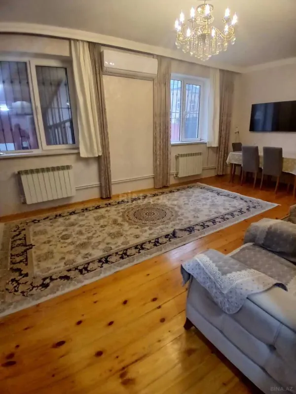 Satılır 4 otaqlı həyət evi 100 m²