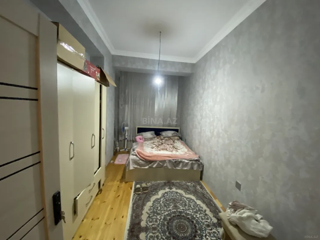 Satılır 2 otaqlı mənzil 76.5 m²