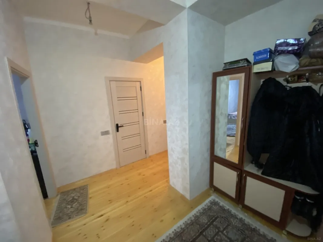 Satılır 2 otaqlı mənzil 76.5 m²