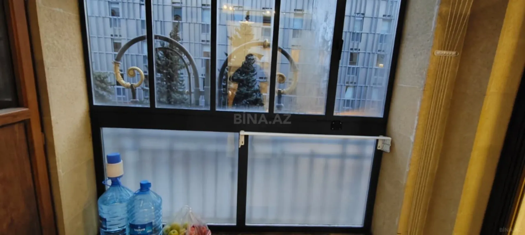 Satılır 3 otaqlı mənzil 130 m²