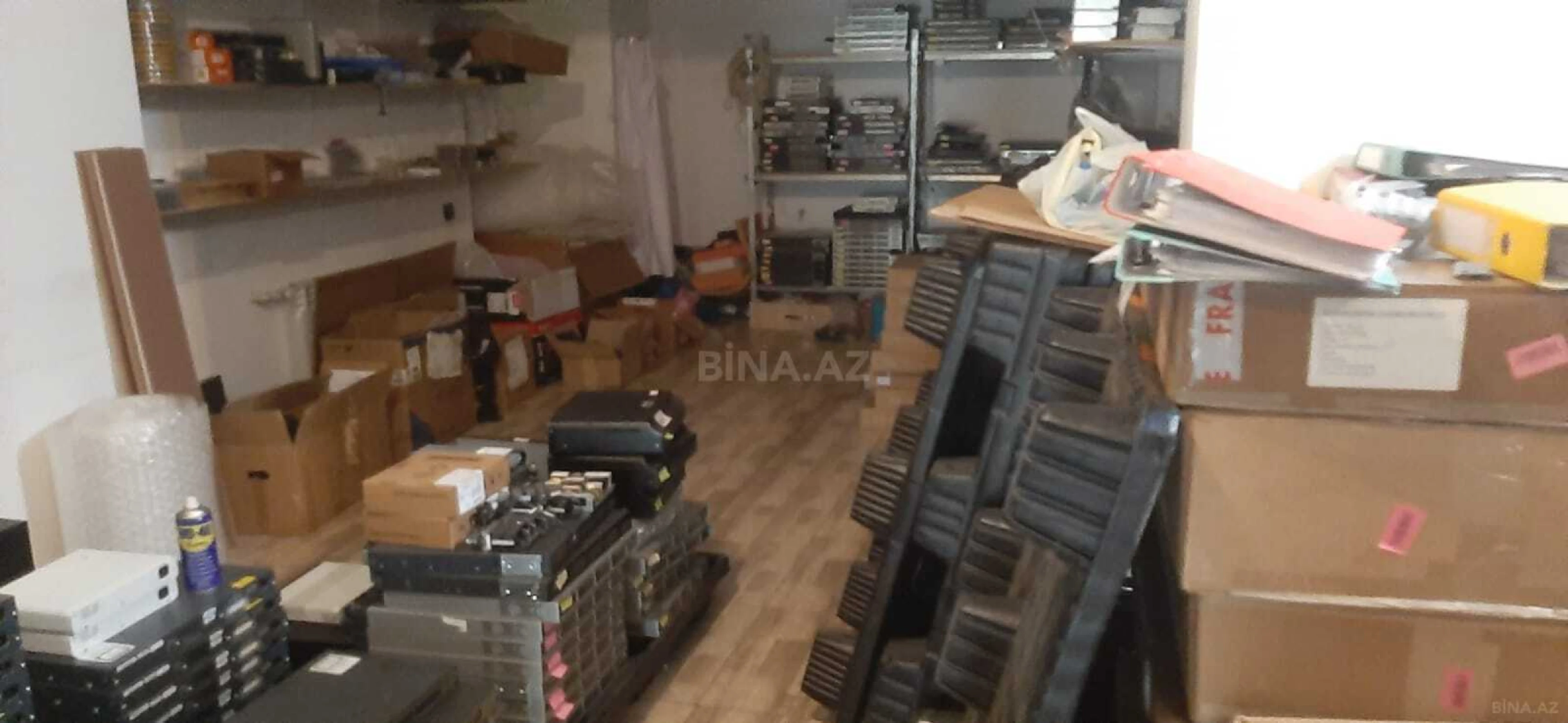 Satılır obyekt 132 m²