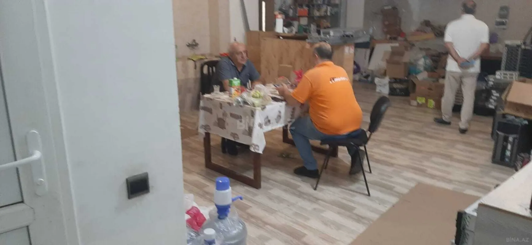 Satılır obyekt 132 m²