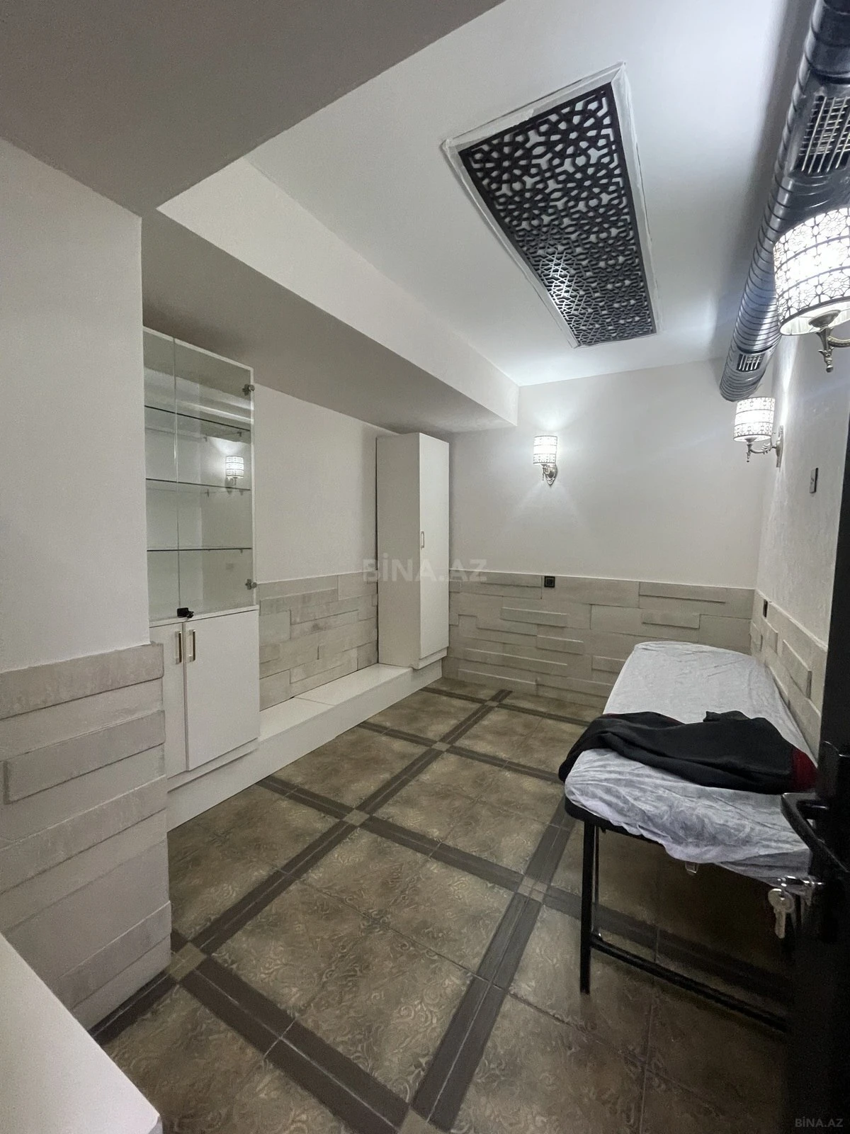 Satılır obyekt 150 m²