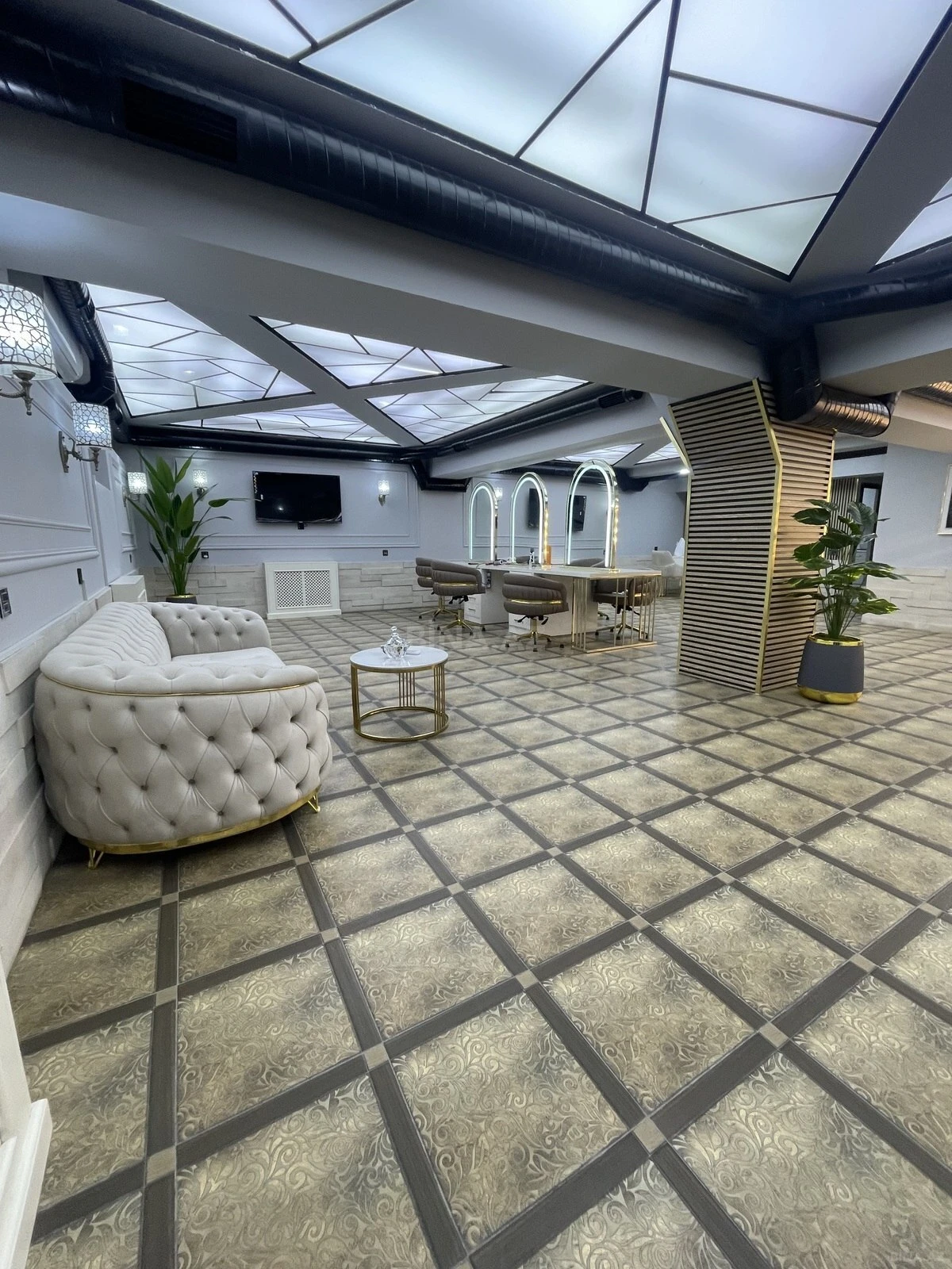 Satılır obyekt 150 m²