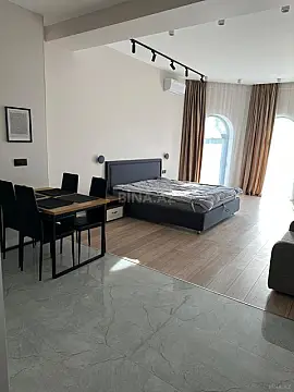 Satılır 1 otaqlı mənzil 57 m²