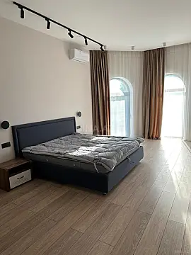 Satılır 1 otaqlı mənzil 57 m²