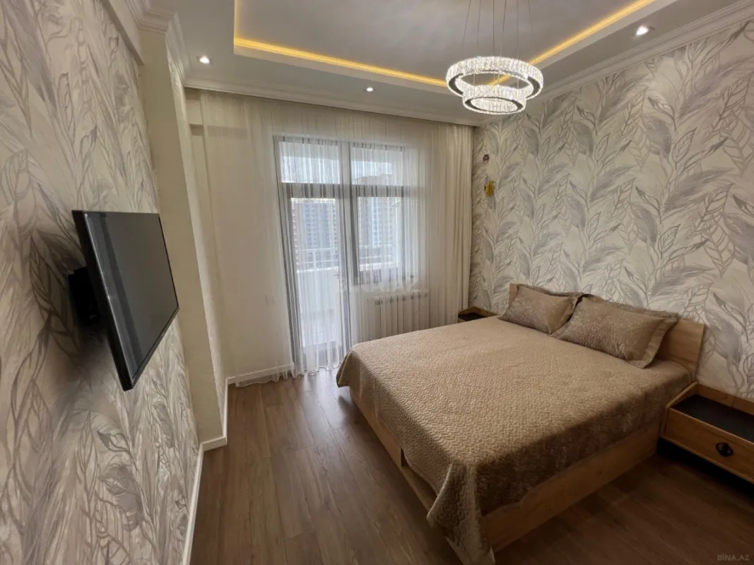 Kirayə verilir 2 otaqlı mənzil 84 m²